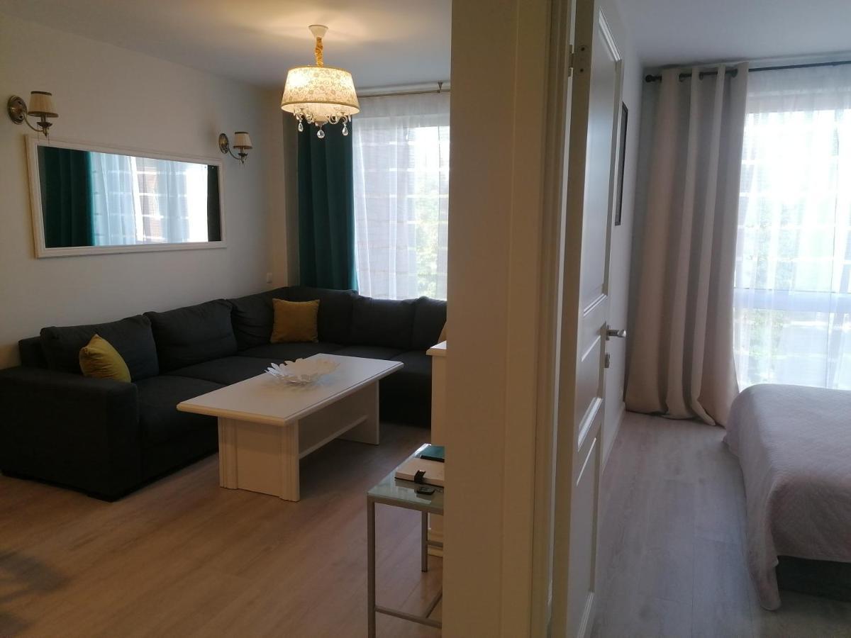 Romos Apartamentai Klaipedoje Κλαϊπέντα Εξωτερικό φωτογραφία
